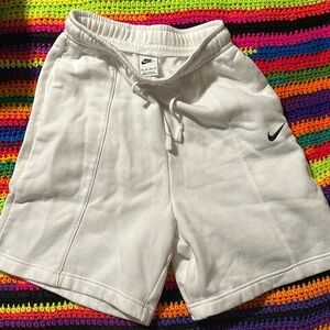 Nike oversized fleece shorts SZ XS